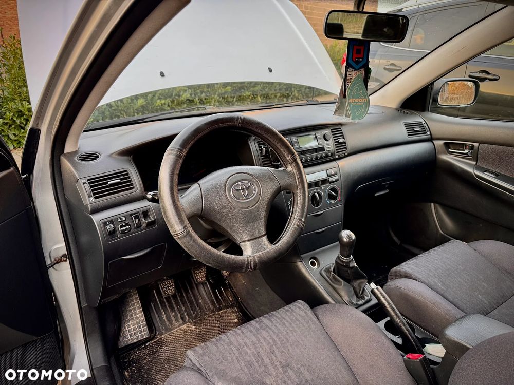 Toyota Corolla 1.6 VVT-i Edition - 5