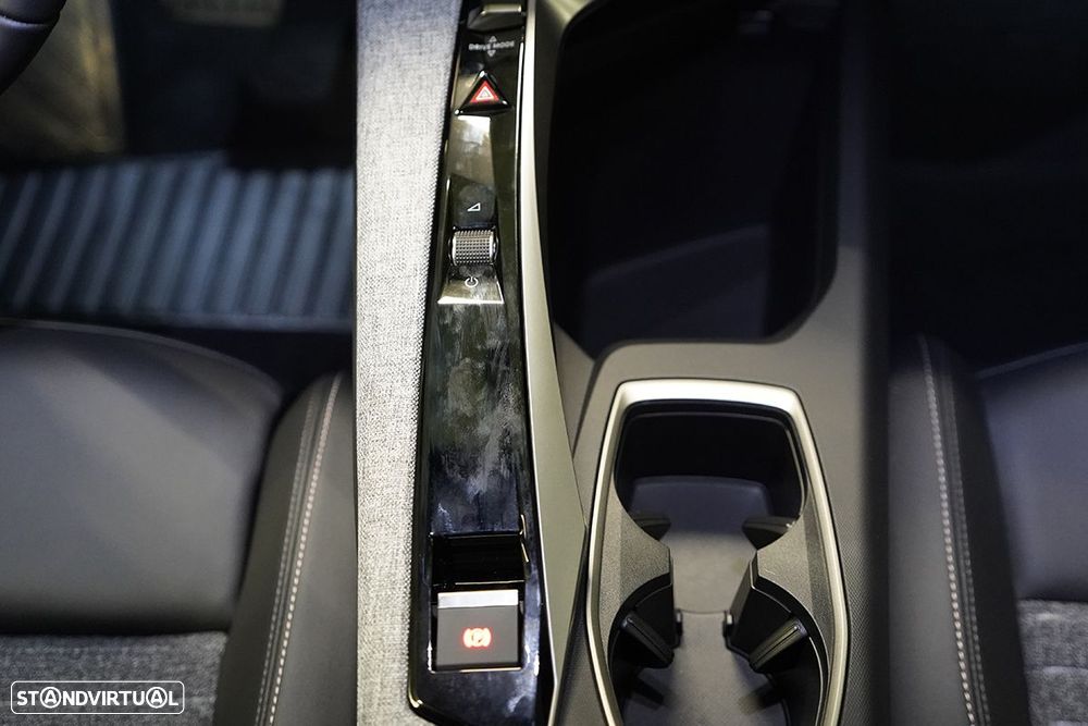 Peugeot 3008 1.2 Hybrid Allure e-DCS6 - 10