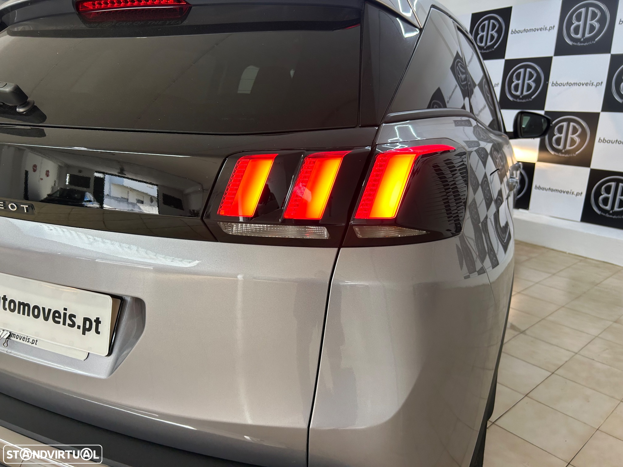 Peugeot 3008 1.2 PureTech Allure EAT6 - 28