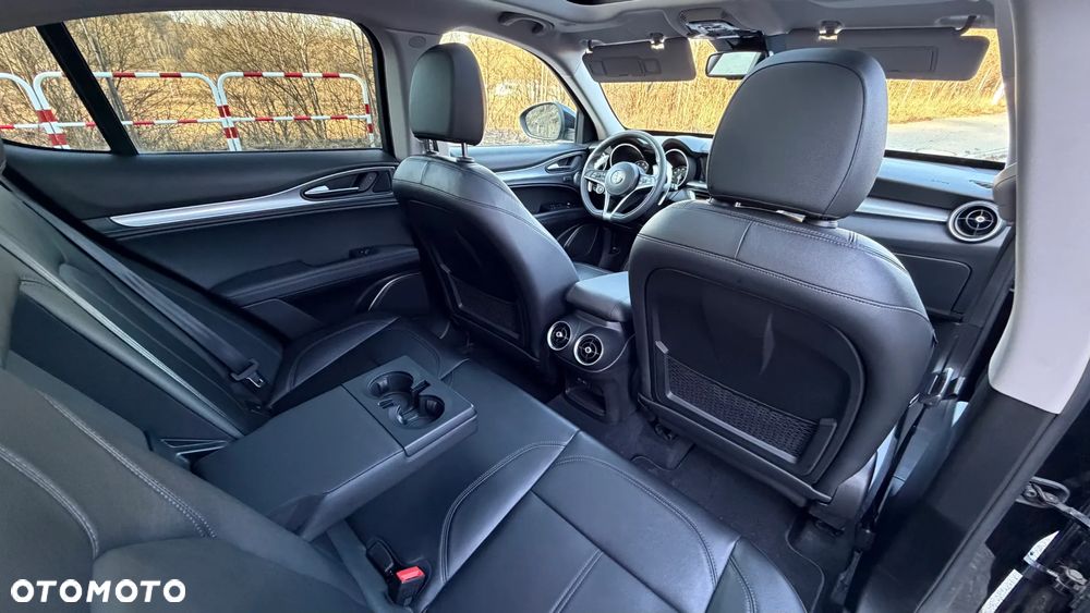 Alfa Romeo Stelvio 2.0 Turbo Veloce TI Q4 - 23