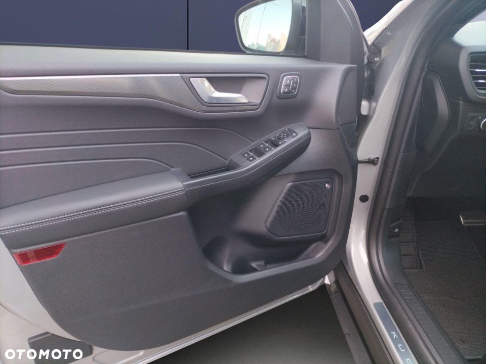 Ford Kuga - 11