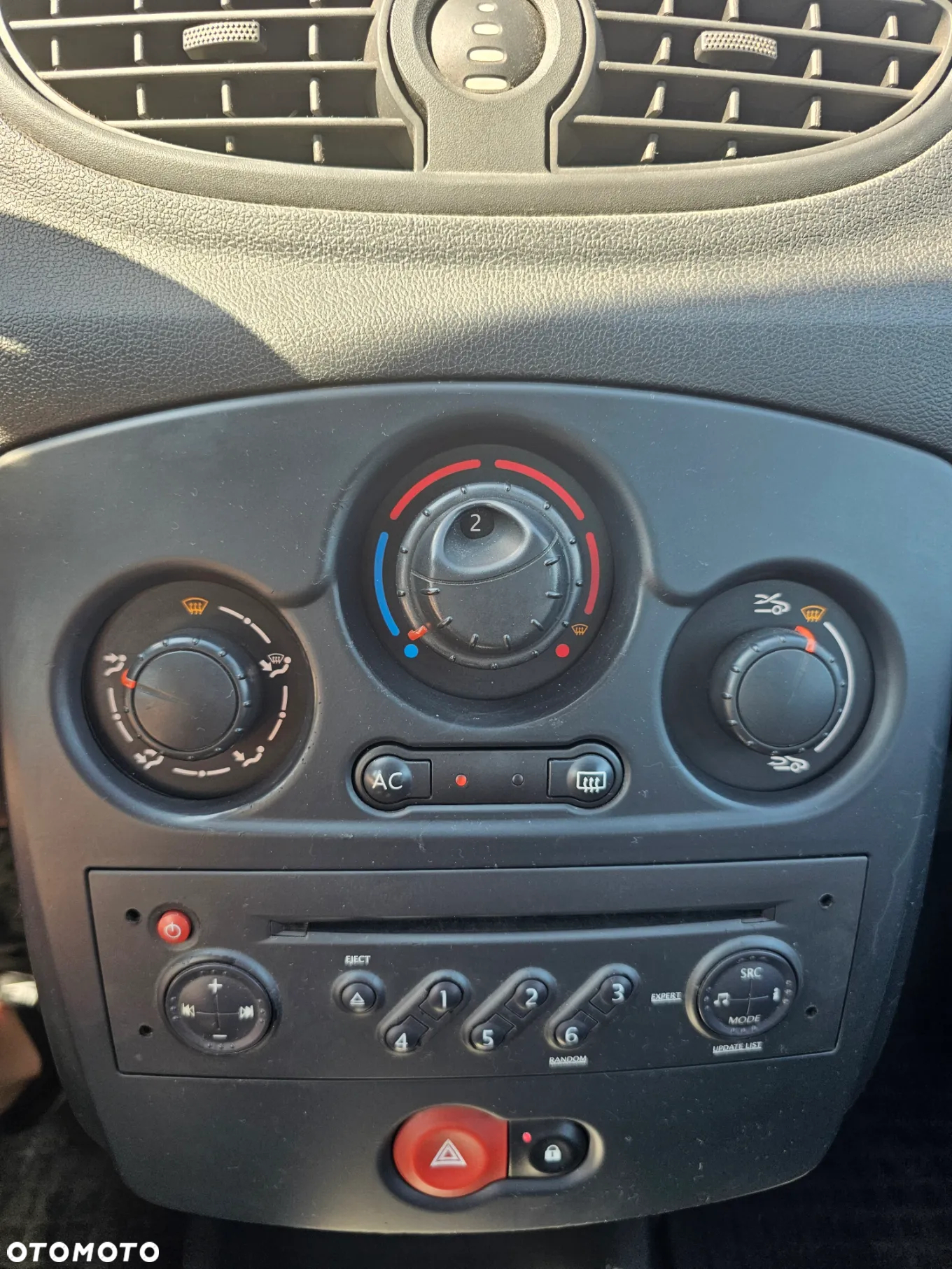 Renault Clio 1.5 dCi 70 Expression - 7