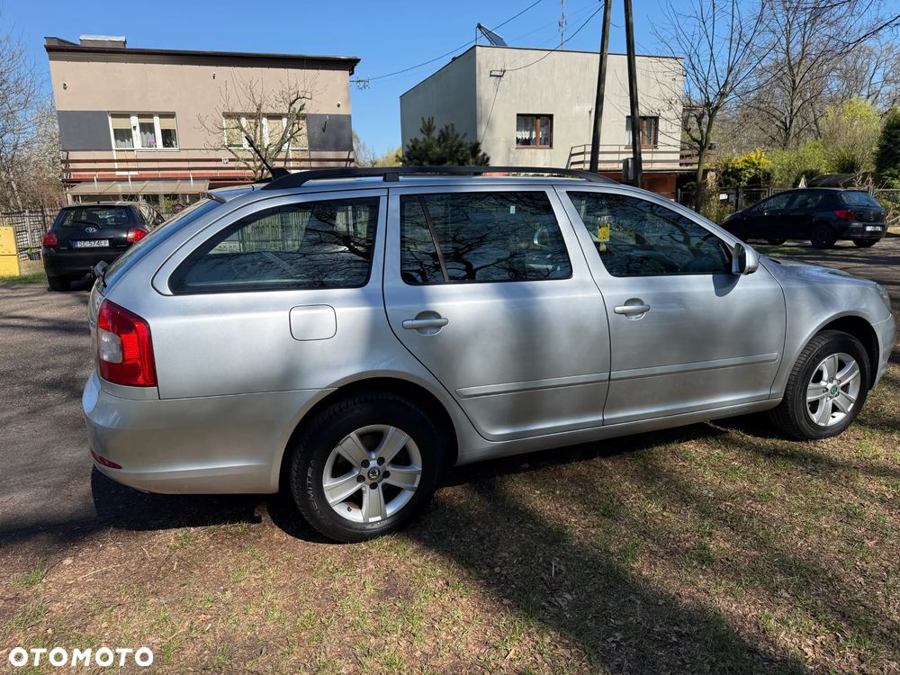 Skoda Octavia 1.6 TDI DPF 4x4 Ambition - 7