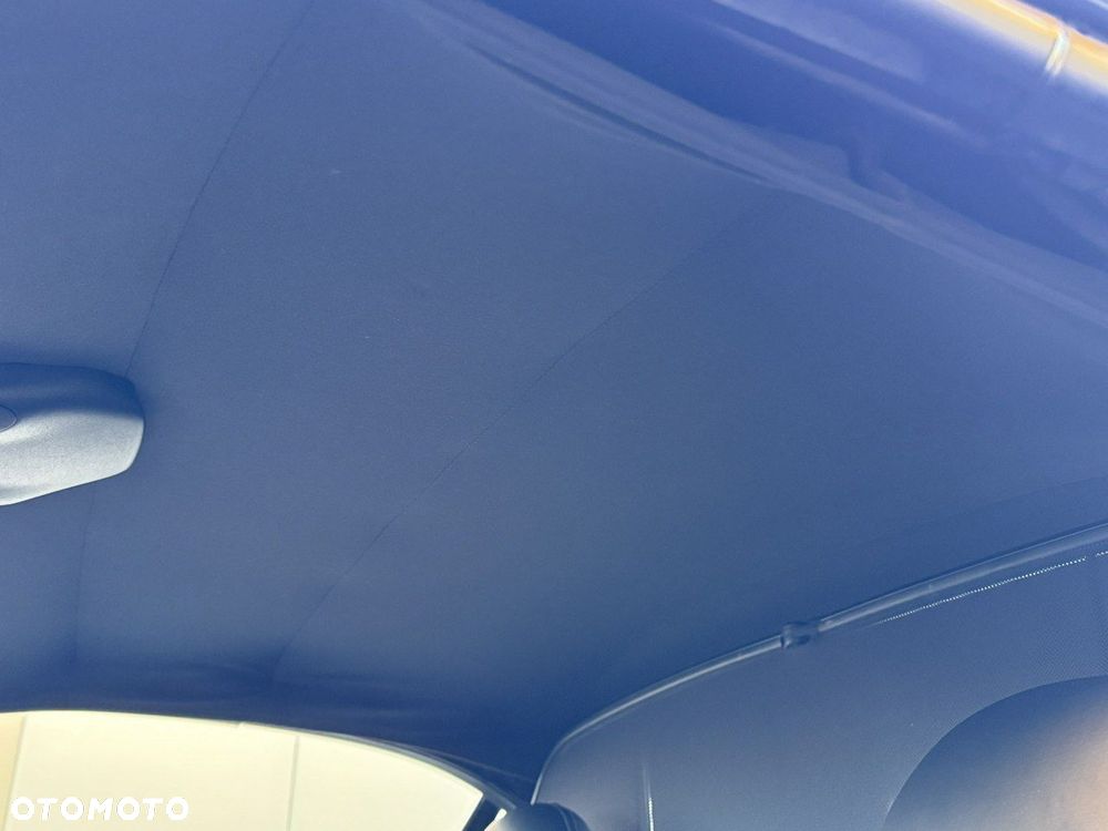 Porsche 911 Carrera 4 Cabrio - 40