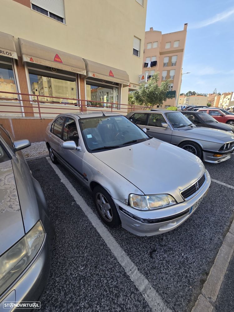 Honda Civic 1.4i Profile - 3