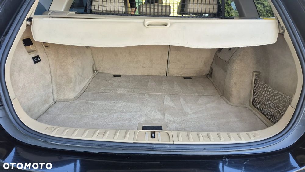 BMW Seria 3 318d - 17