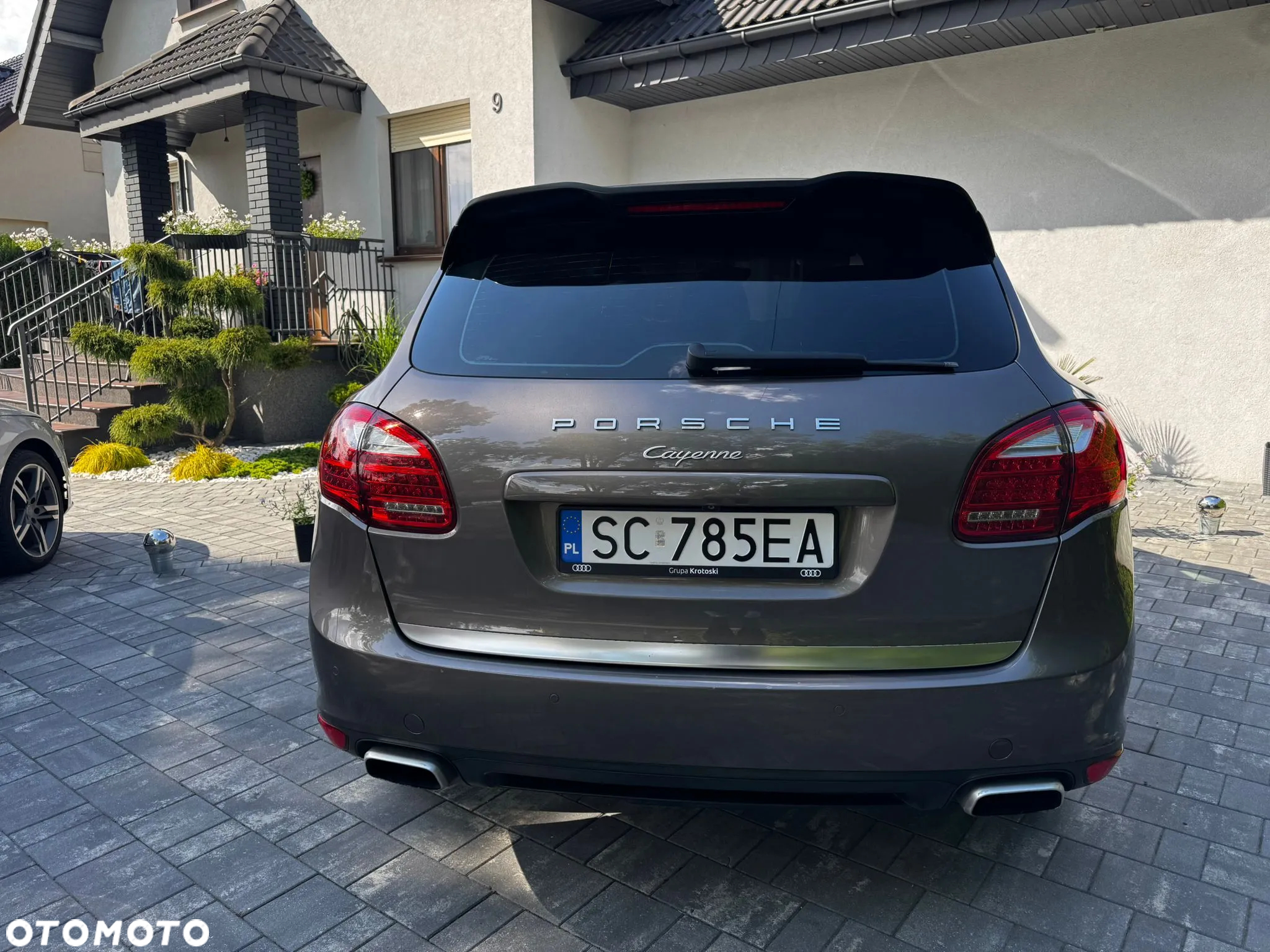 Porsche Cayenne - 7