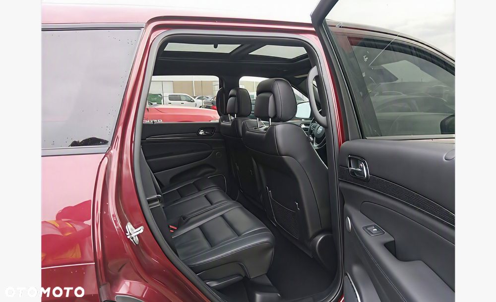 Jeep Grand Cherokee - 11