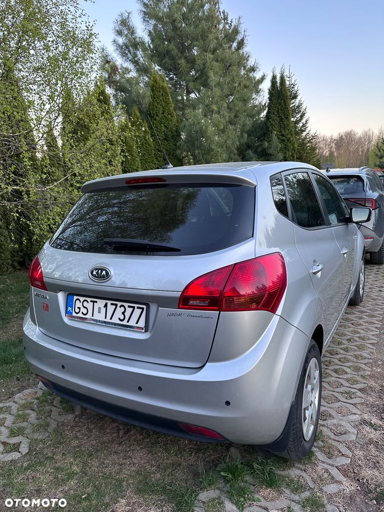 Kia Venga - 21