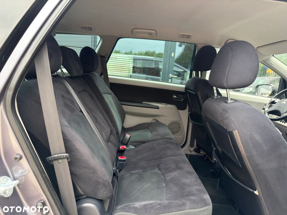 Mitsubishi Grandis 2.4 Motion - 26