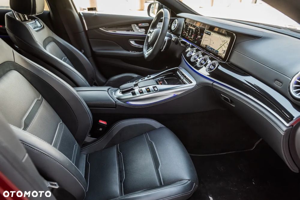 Mercedes-Benz AMG GT 43 4-Matic+ - 40