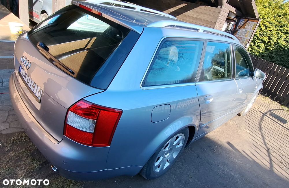 Audi A4 Avant 1.8 T - 10