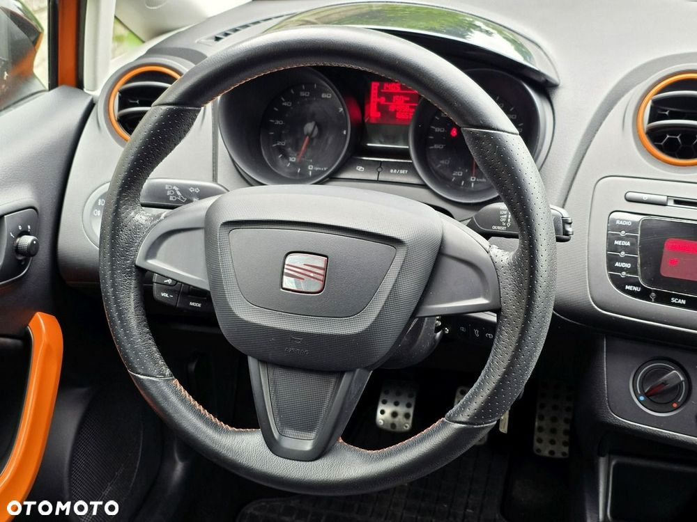 Seat Ibiza SC 1.6 16V Sport - 16