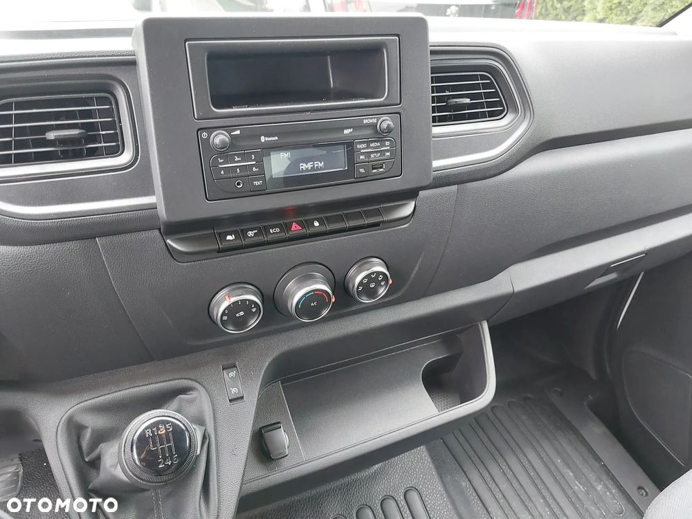 Renault Master - 11