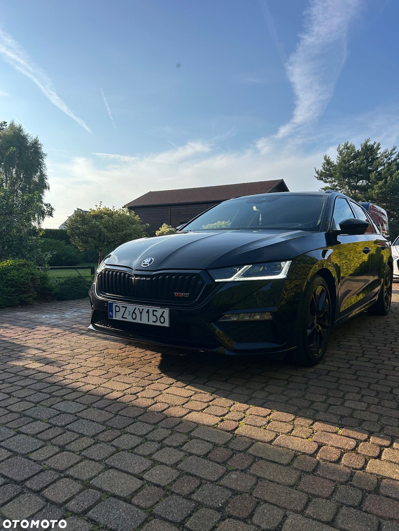 Skoda Octavia 2.0 TDI DSG RS First Edition - 1