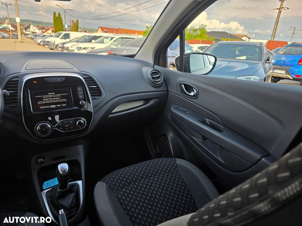 Renault Captur (ENERGY) TCe 90 BOSE EDITION - 21