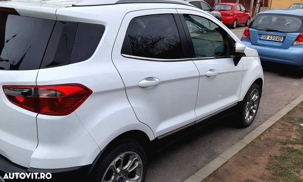 Ford EcoSport 1.5 EcoBlue Titanium - 14