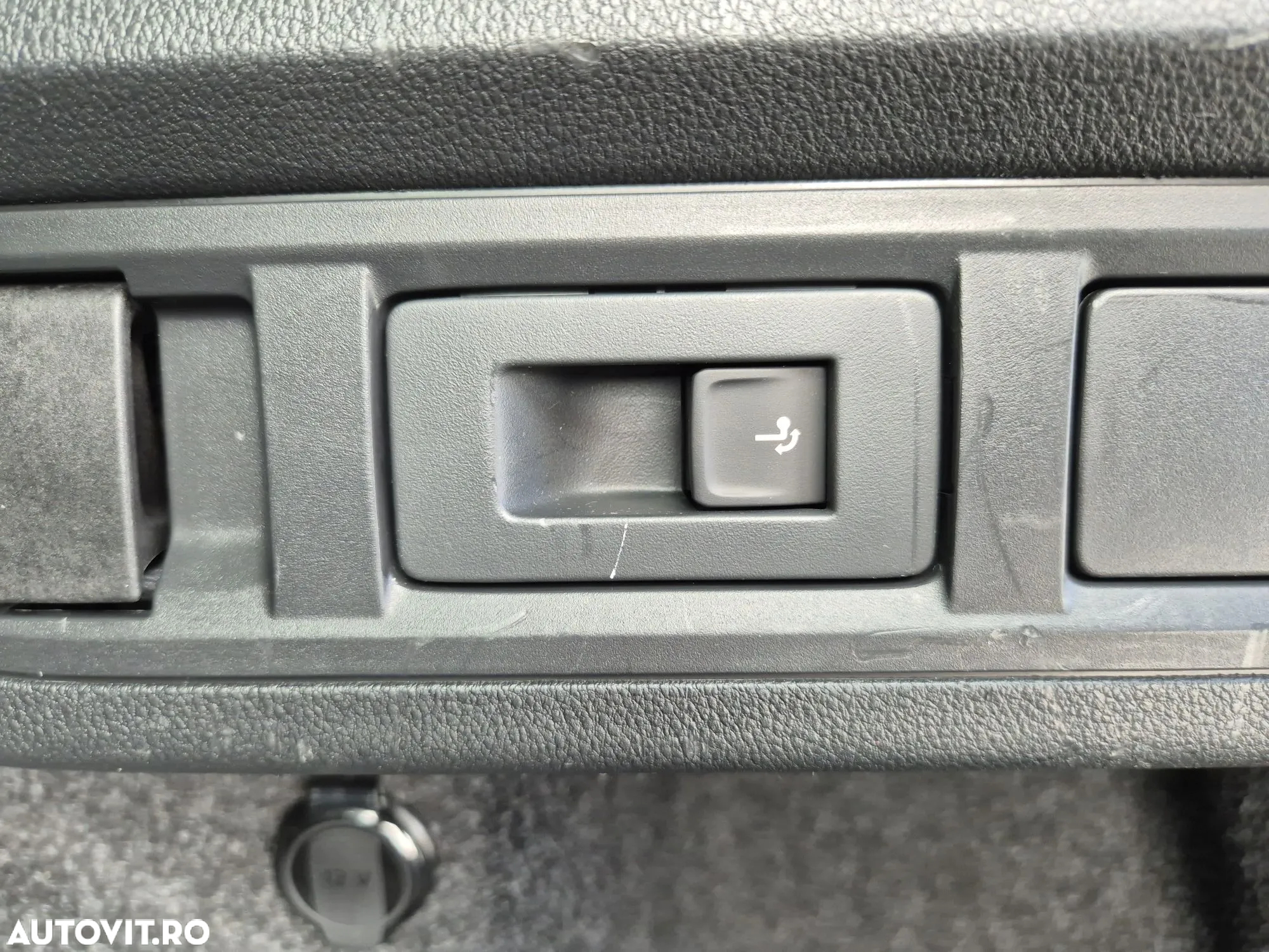Skoda Octavia Combi 2.0 TDI DSG Ambition - 16