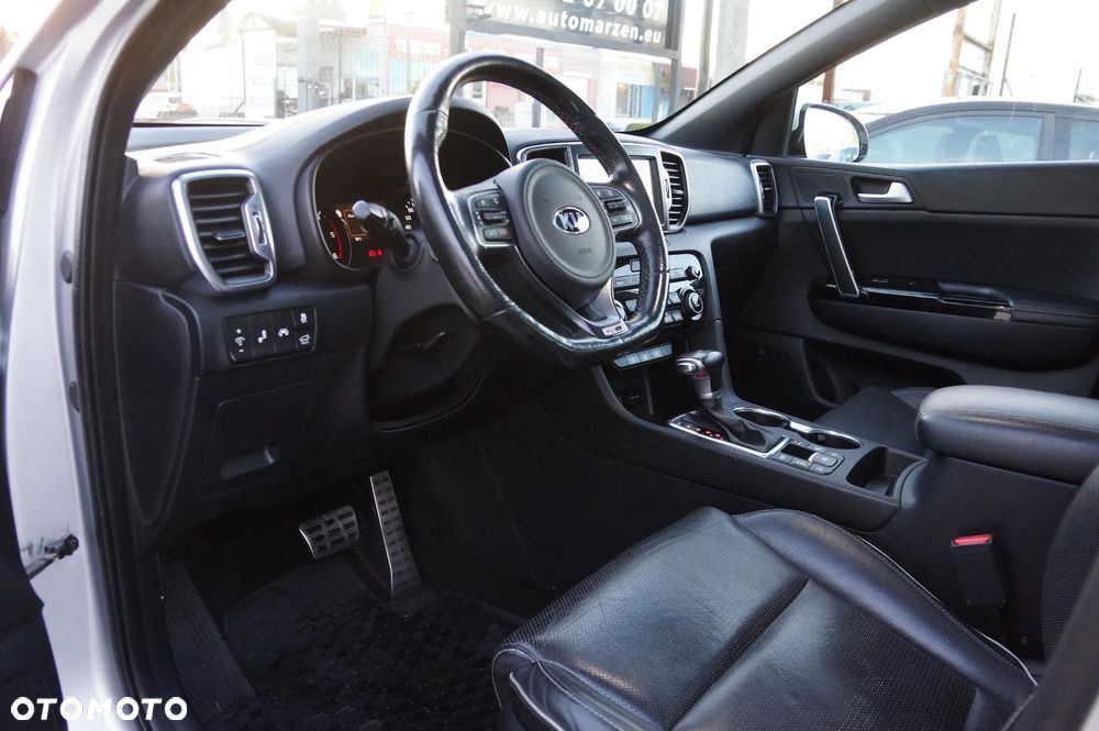 Kia Sportage 2,0 CRDI AWD GT Line - 24