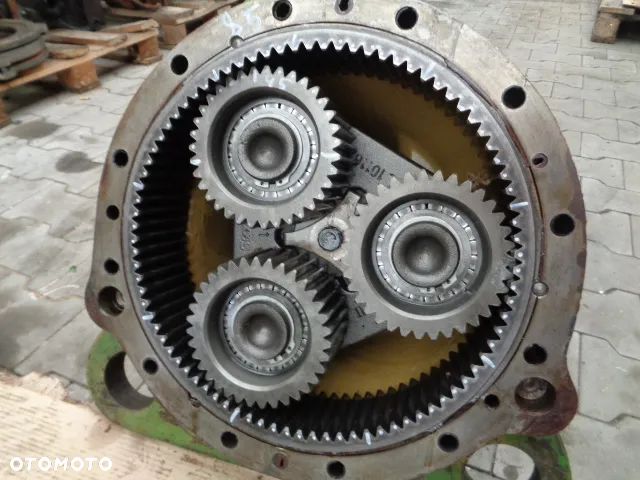 Zwolnica układ planetarny obudowa John Deere 6100 - 7