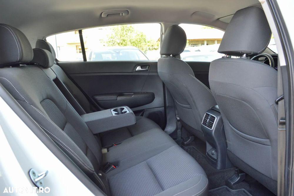 Kia Sportage 1.6 GDI 2WD VISION - 19