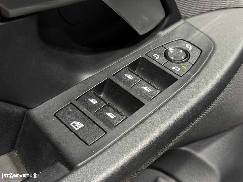 BMW i5 eDrive40 Edição Desportiva M - 14