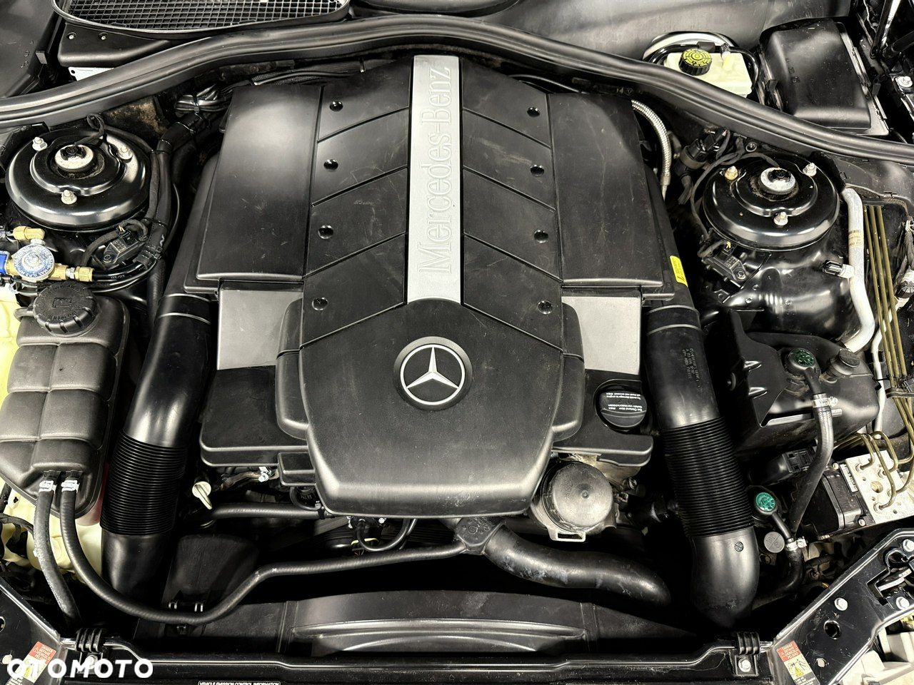 Mercedes-Benz CL - 41
