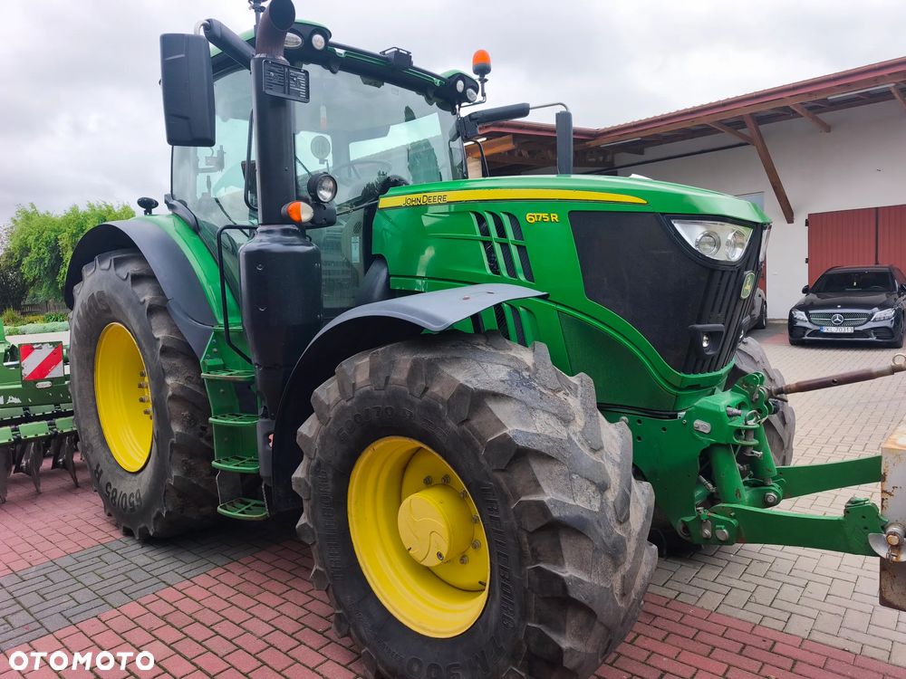 John Deere 6175R - 2