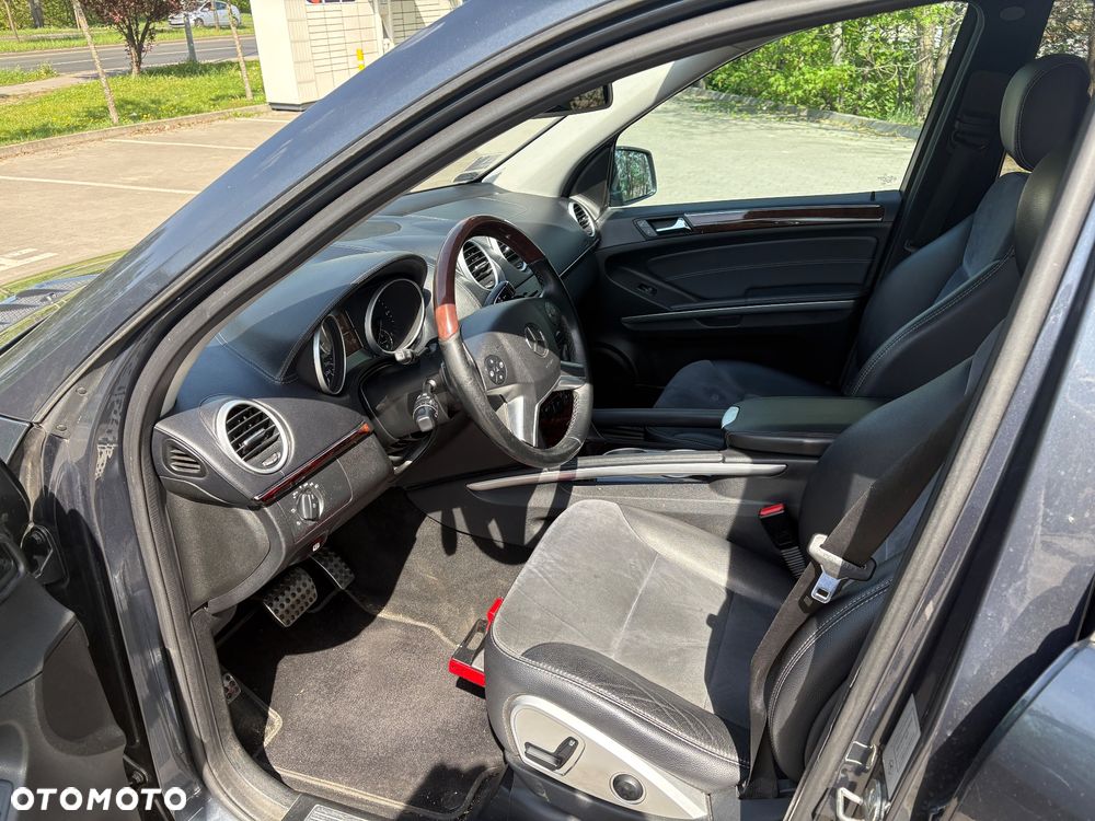 Mercedes-Benz ML 300 CDI 4Matic 7G-TRONIC DPF BlueEFFICIENCY - 11