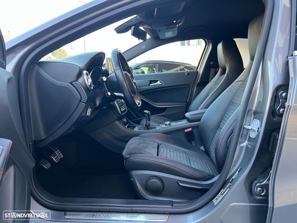 Mercedes-Benz A 180 d AMG Line - 12