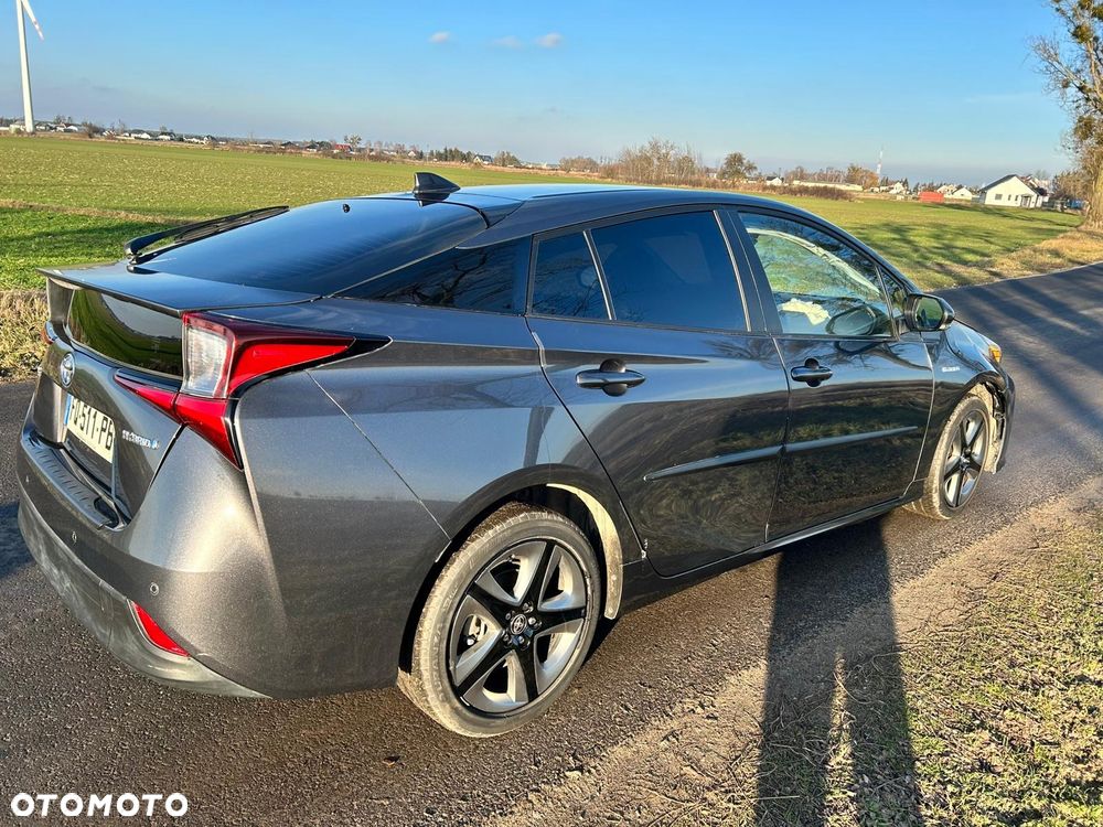 Toyota Prius - 2
