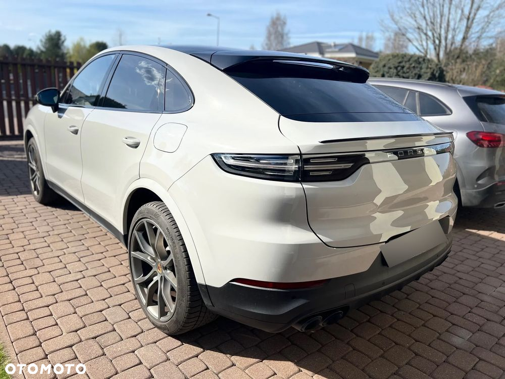 Porsche Cayenne Coupe E-Hybrid - 2