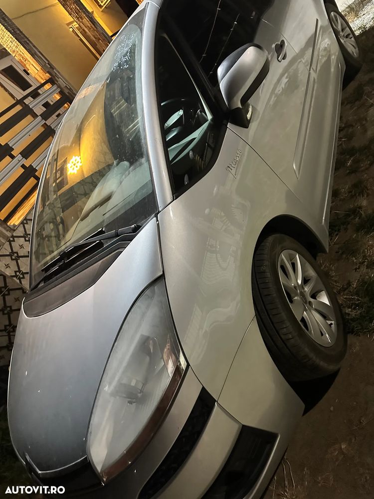 Citroën C4 Picasso - 1