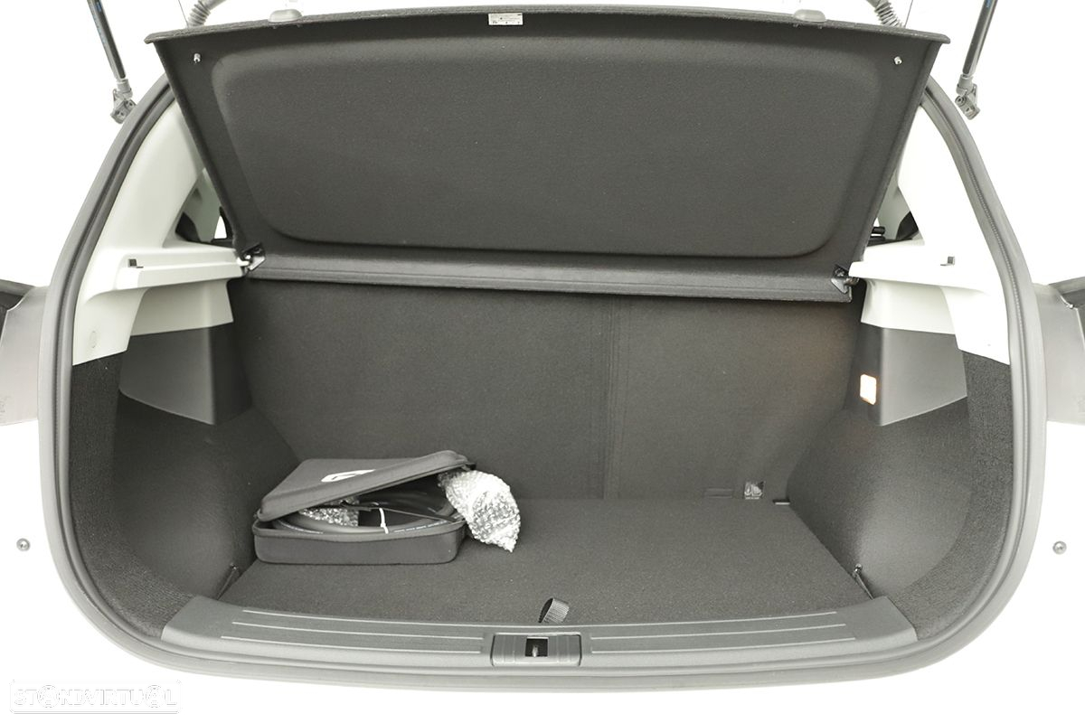 MG ZS EV 50.3 kWh Luxury - 21