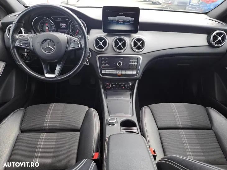 Mercedes-Benz GLA 220 4MATIC - 11