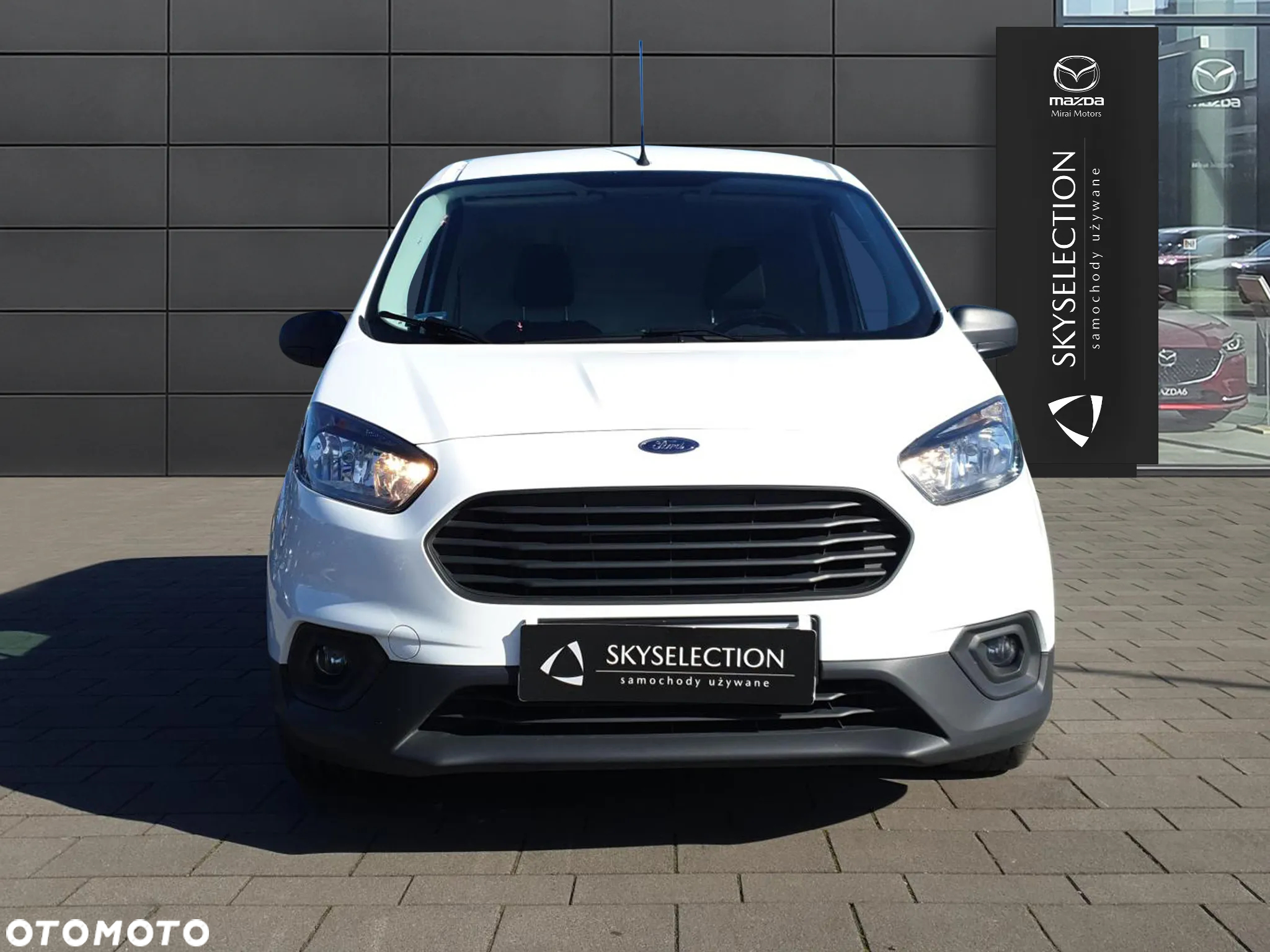 Ford transit-courier - 2
