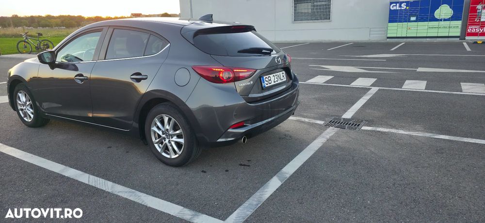 Mazda 3 G120 Attraction - 5