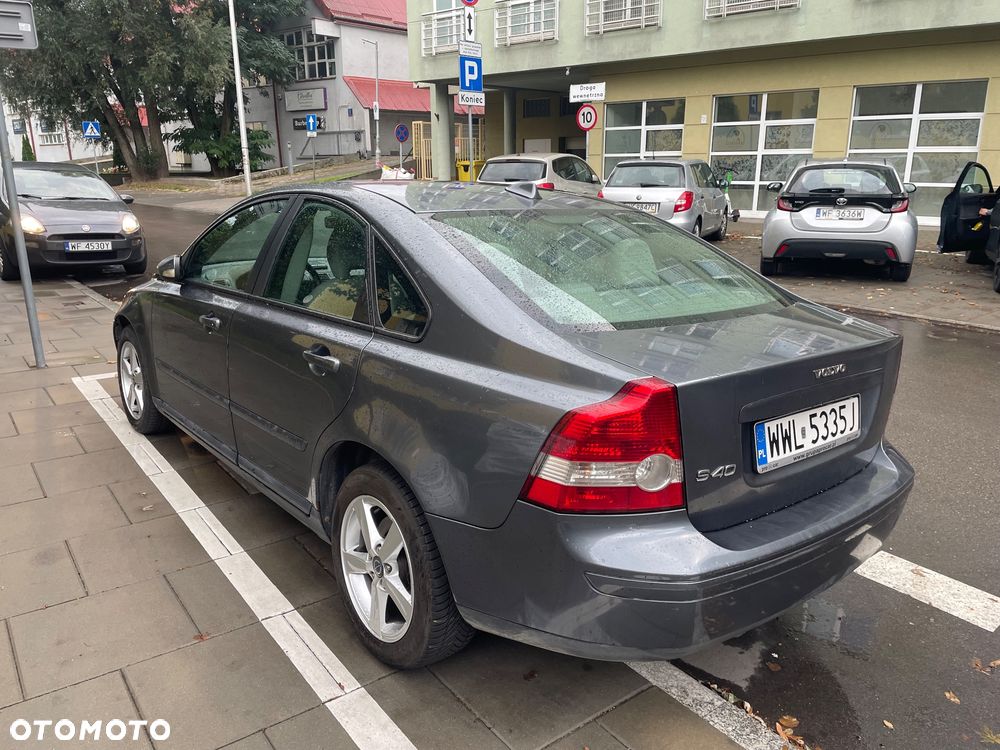 Volvo S40 2005 photo 2