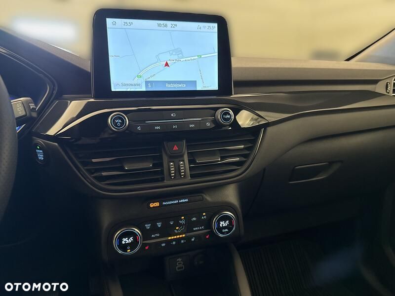 Ford Kuga - 16