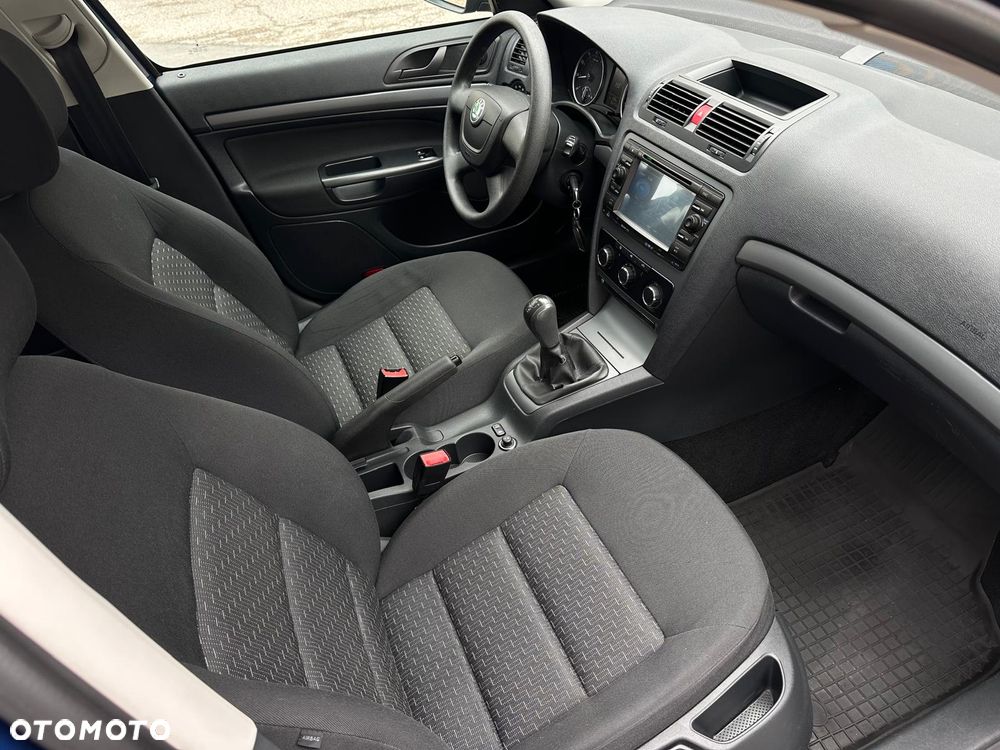 Skoda Octavia - 8