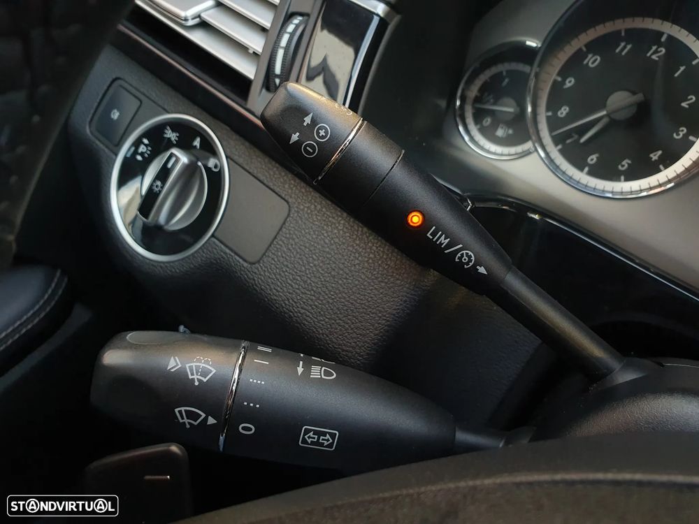 Mercedes-Benz E 250 CDI Avantgarde BE Auto. - 12