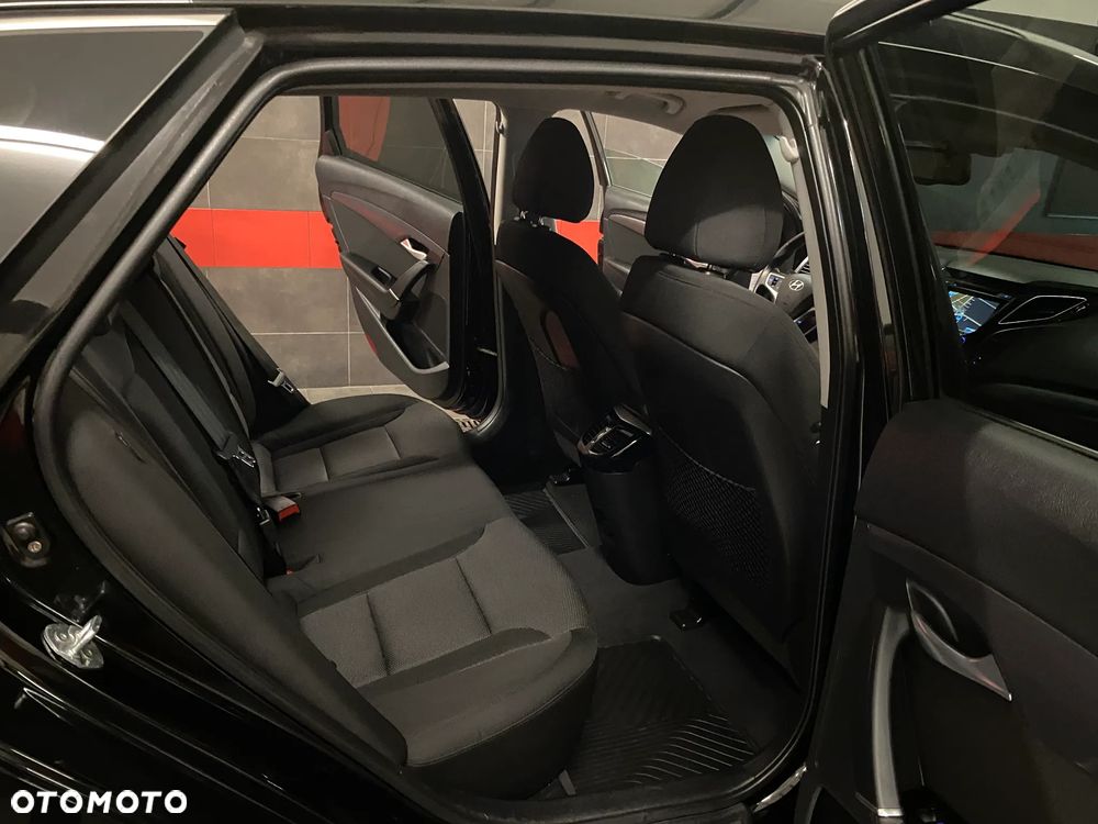 Hyundai i40 1.6 GDI Comfort + - 20