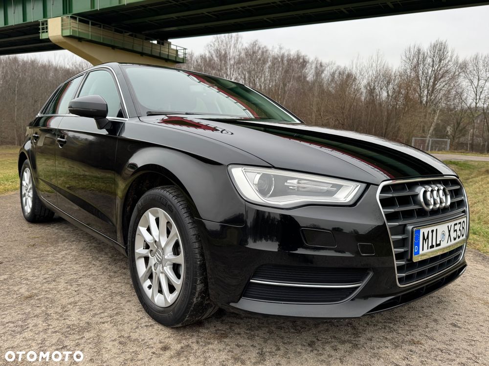 Audi A3 Sportback 1.4 TFSI Ambiente - 9