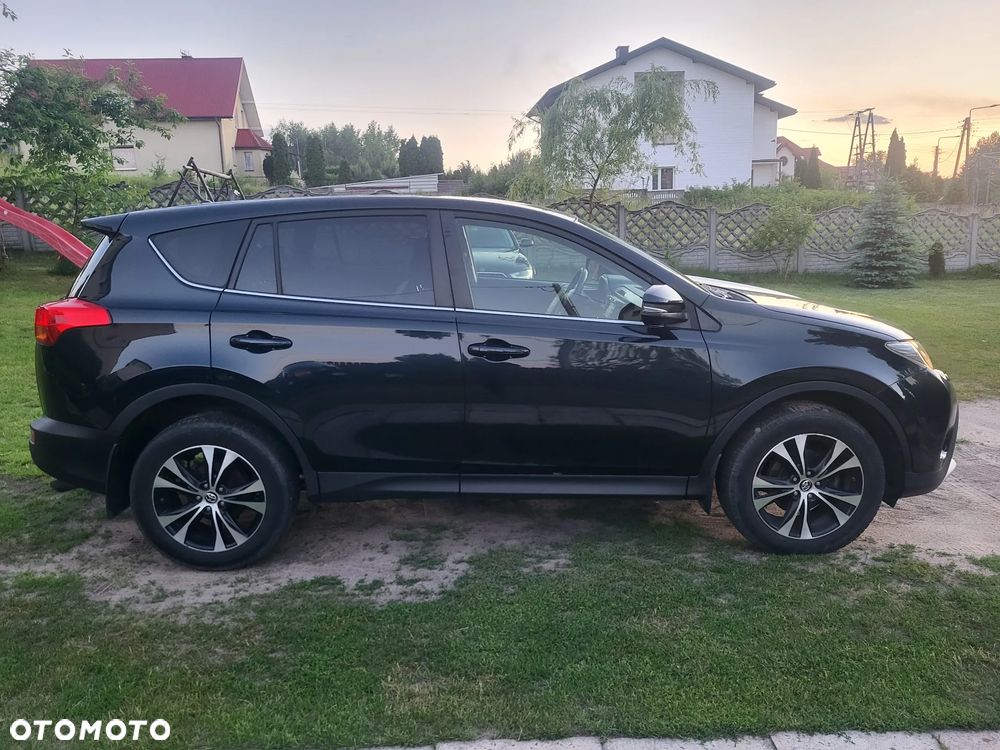 Toyota RAV4 2.0 D-4D Premium - 6