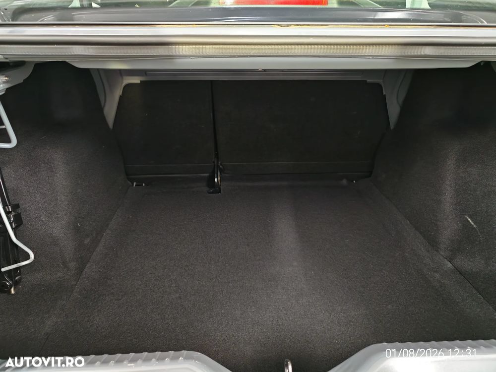 Dacia Logan TCe 90 MT6 Prestige+ - 34
