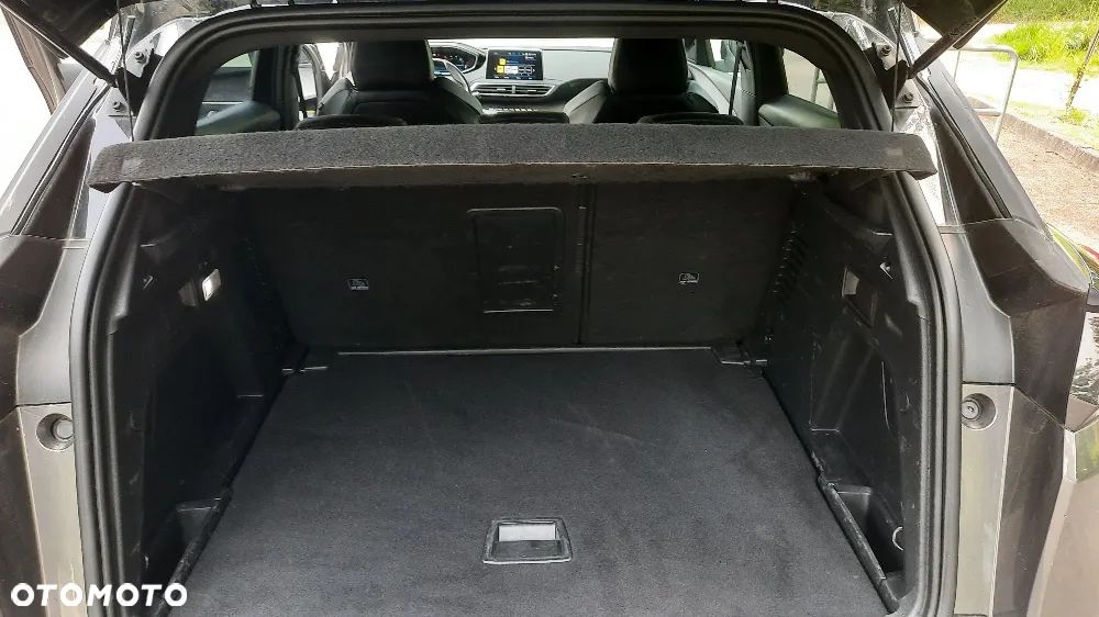 Peugeot 3008 1.5 BlueHDi Allure S&S EAT8 - 18