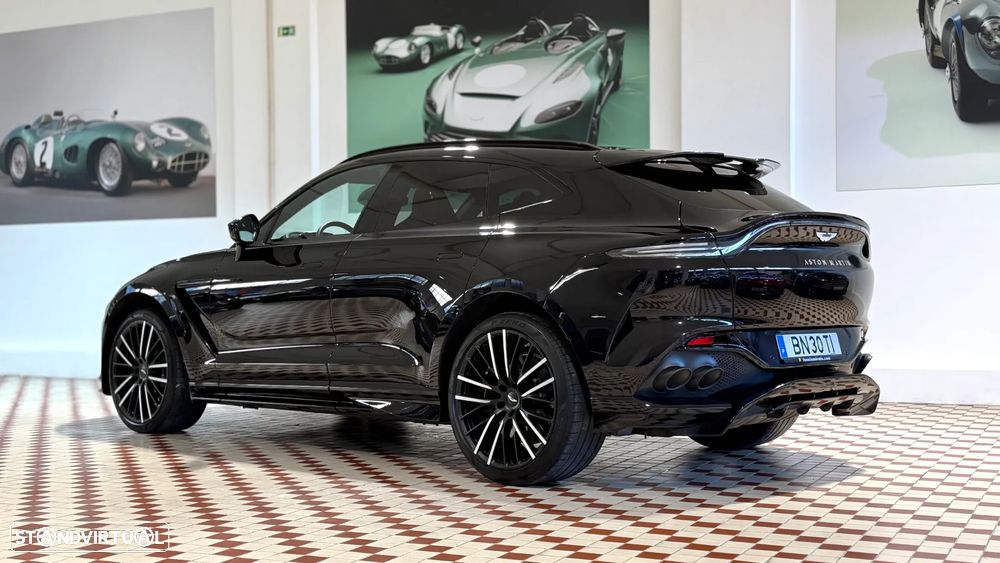 Aston Martin DBX 707 - 3
