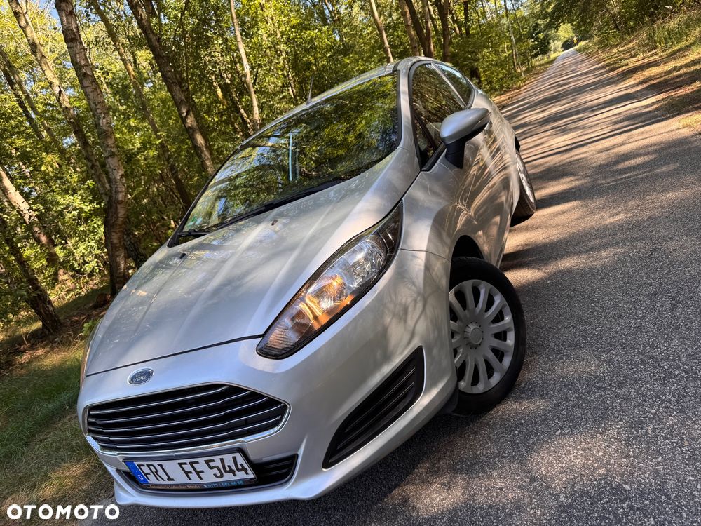 Ford Fiesta 1.25 Celebration - 11