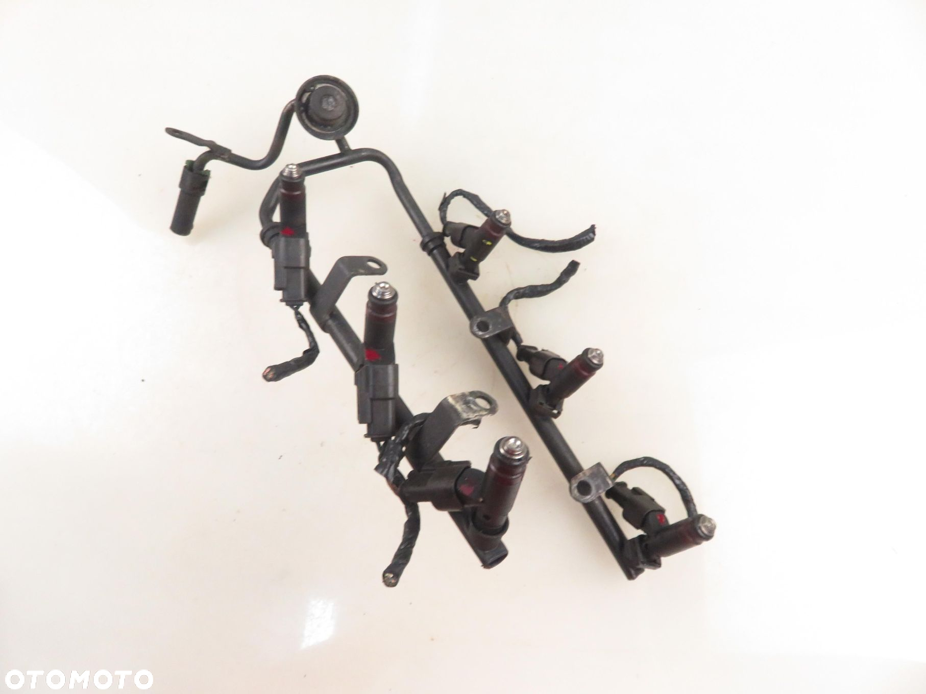 LISTWA WTRYSKOWA CHRYSLER 300M (LR) 2.7 04591306AB EER - 3