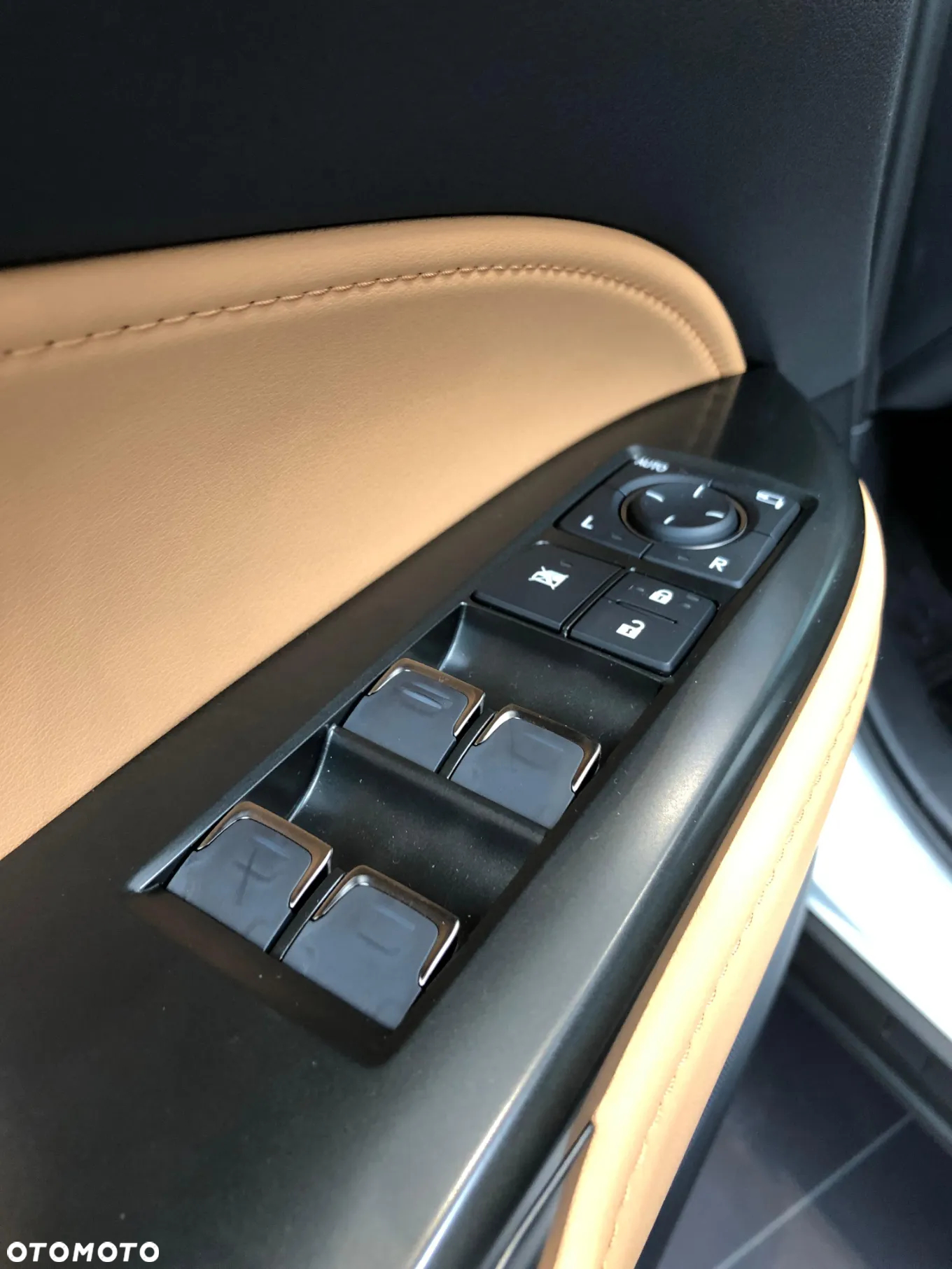 Lexus NX 350h Prestige AWD - 13